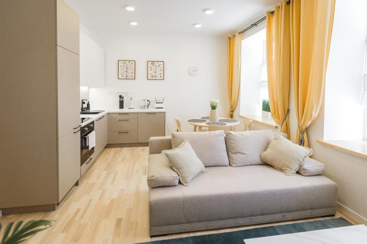 1212 Apartments With Free Parking 리가 외부 사진