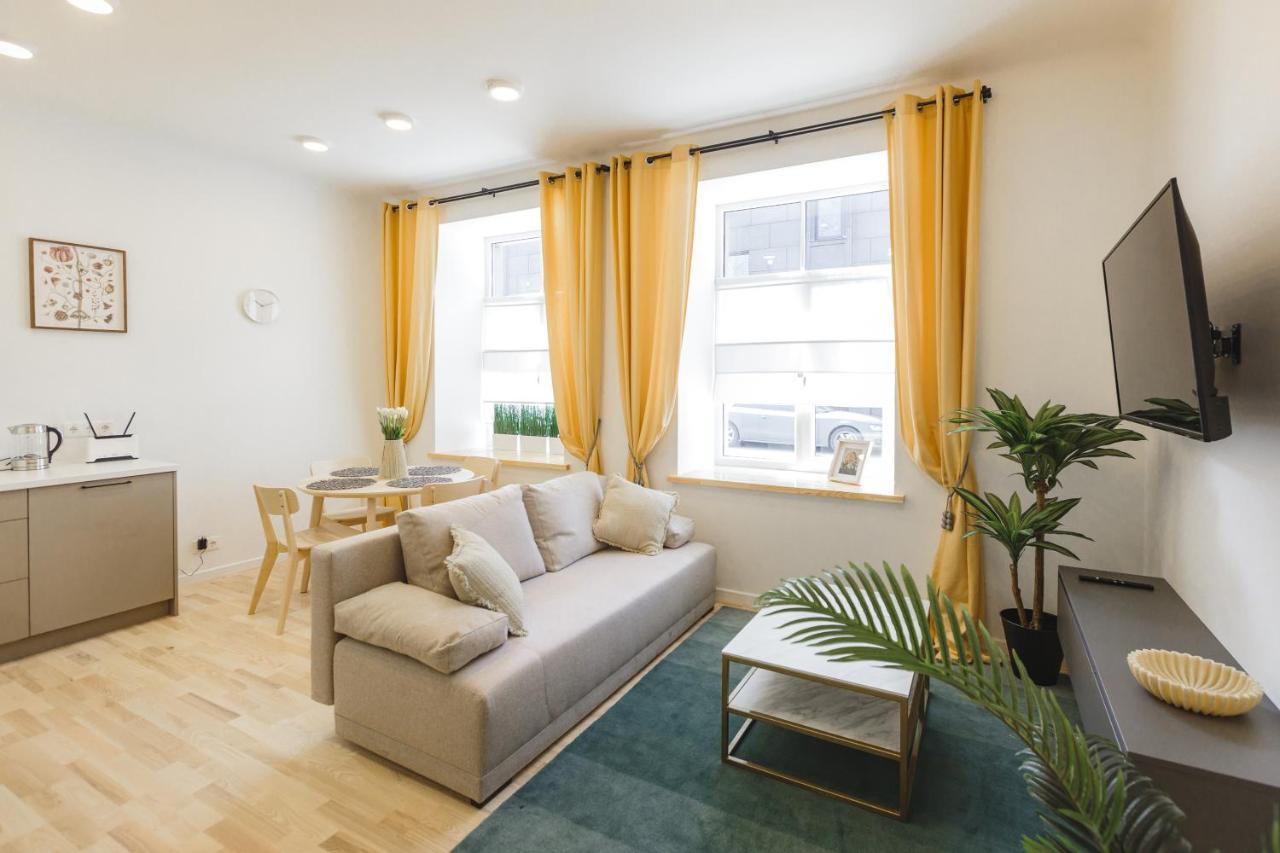 1212 Apartments With Free Parking 리가 외부 사진