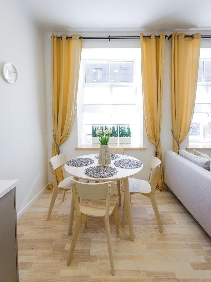 1212 Apartments With Free Parking 리가 외부 사진