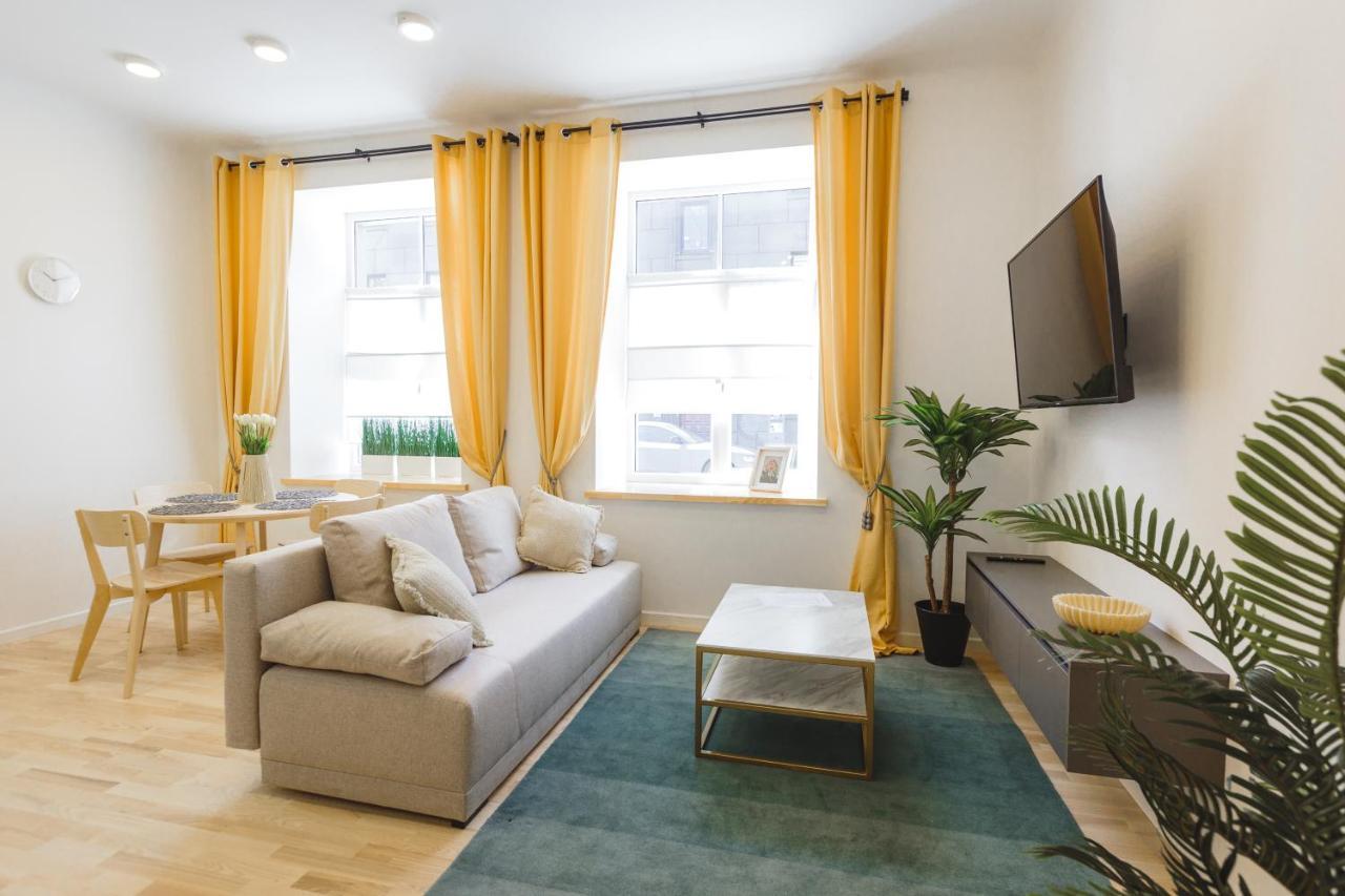1212 Apartments With Free Parking 리가 외부 사진